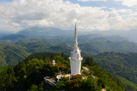 Private Sri Lanka Tour & Hike Experience to Ambuluwawa Tower
